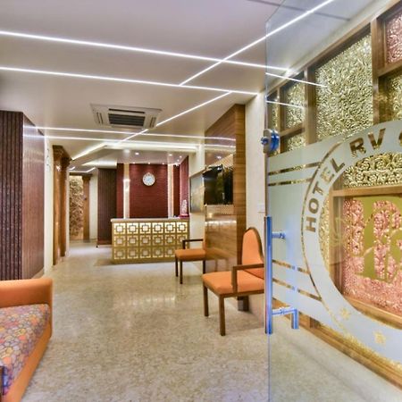 Hotel Rv Golden Amritsar Buitenkant foto