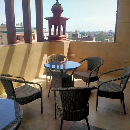 Hotel Rv Golden Amritsar Buitenkant foto
