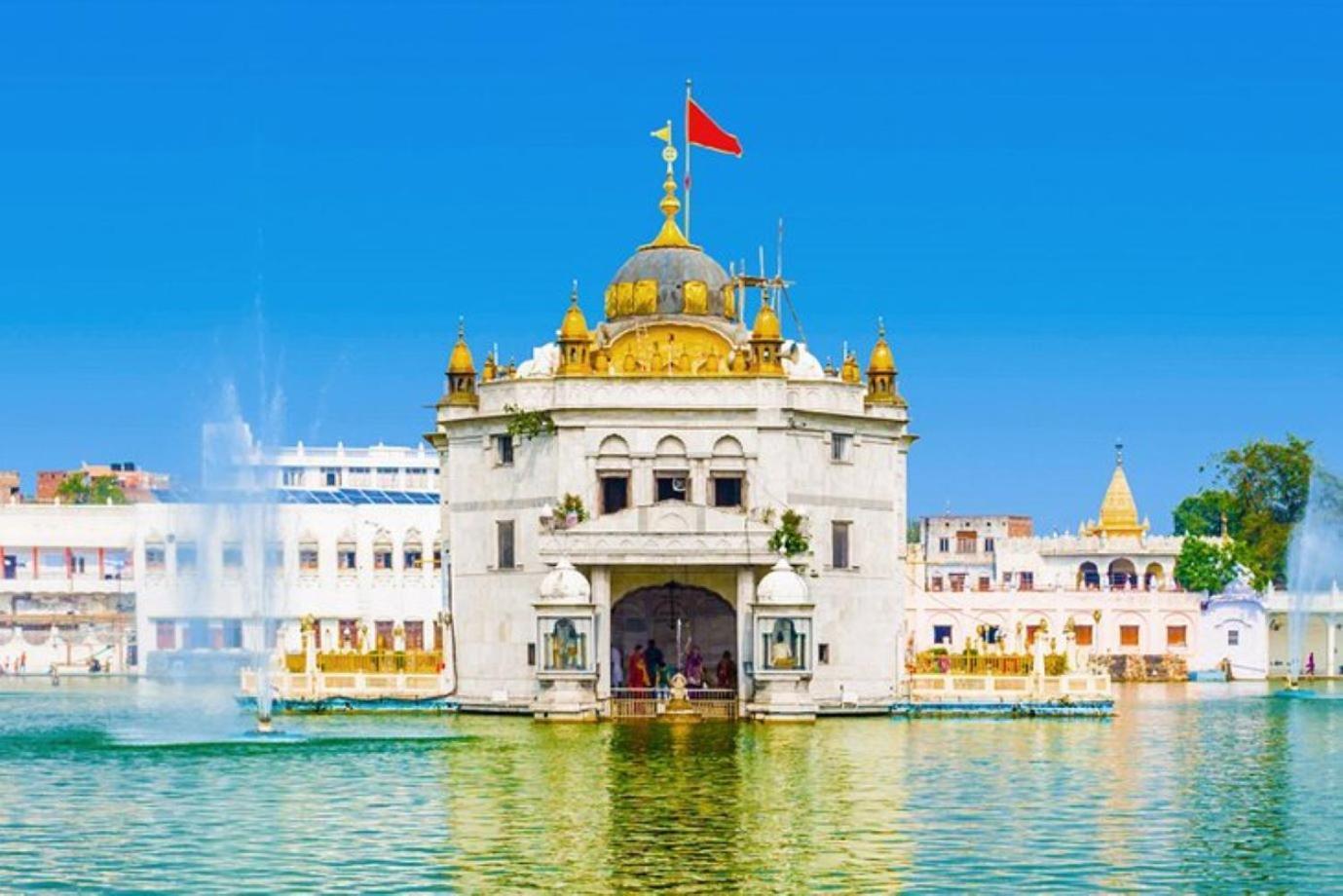 Hotel Rv Golden Amritsar Buitenkant foto