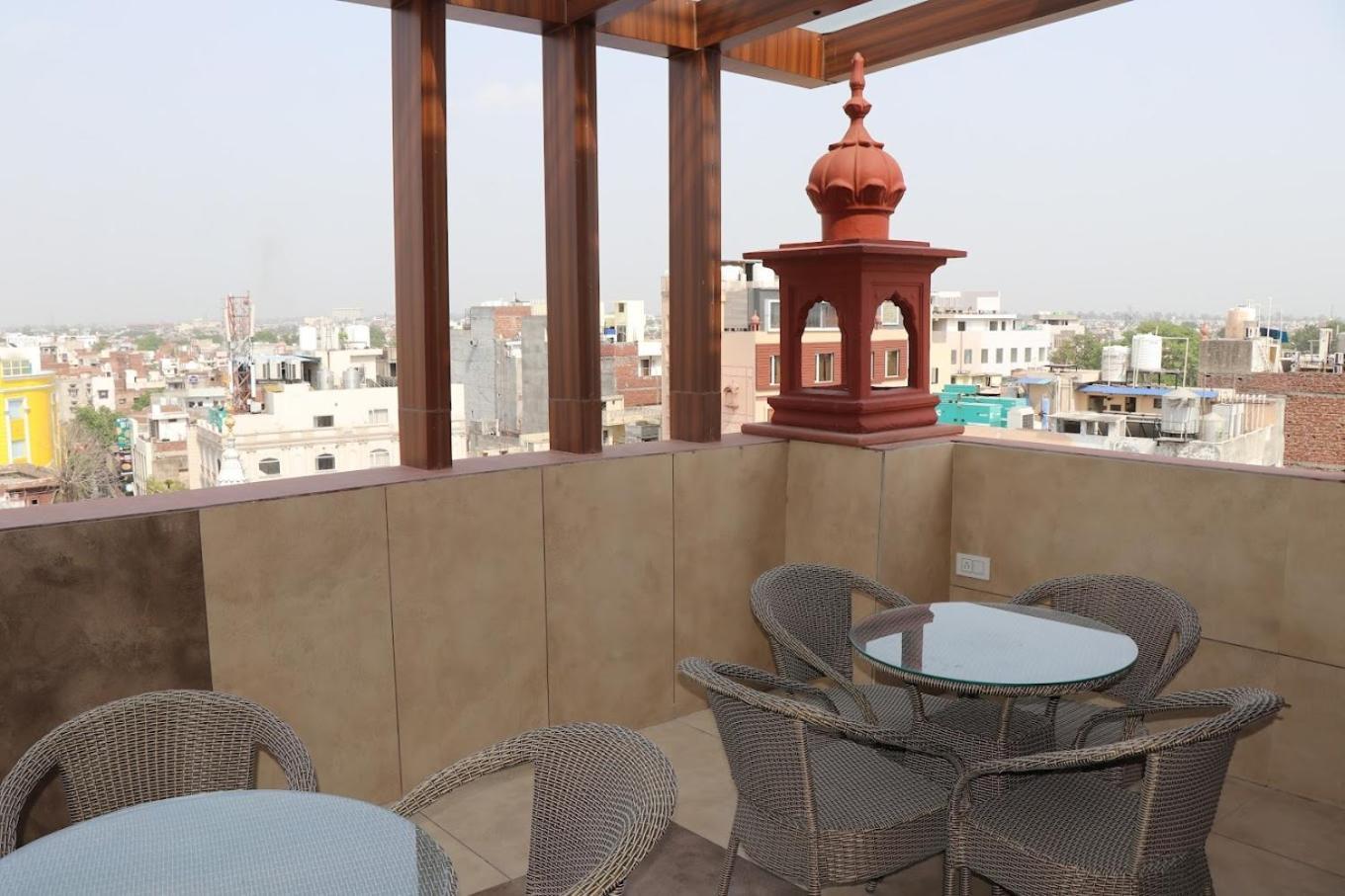 Hotel Rv Golden Amritsar Buitenkant foto